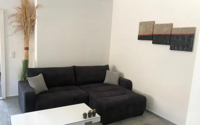 Wunderschöne Terrassenwohnung mit Seeblick! Ruhelage!