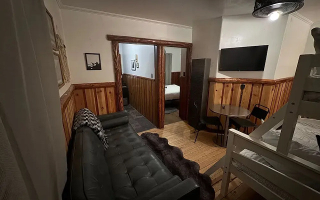 Three Pines Cabins Lodge