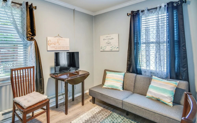 Hampton Vacation Rental: Central Location, Patio