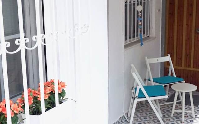 Отель Cycladic Style Apt in Athens Греция, Афины - отзывы, цены и фото номеров - забронировать отель Cycladic Style Apt in Athens онлайн вид на фасад