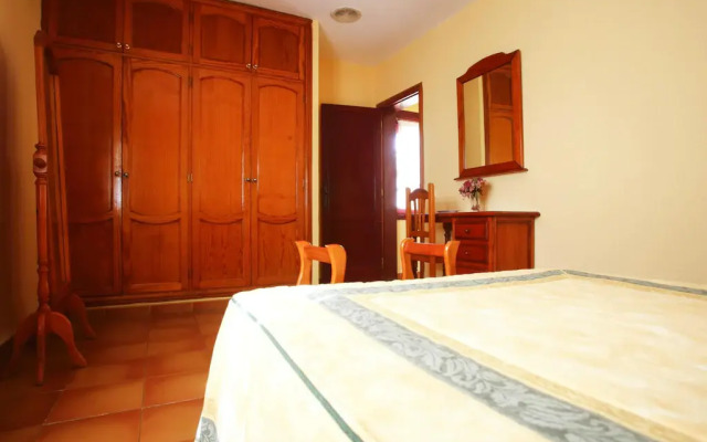 Holiday home in Caleta de Fuste with hot tub