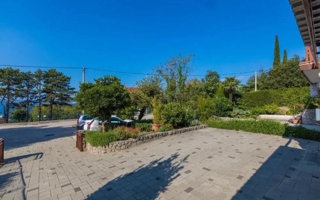 Apartment Masa