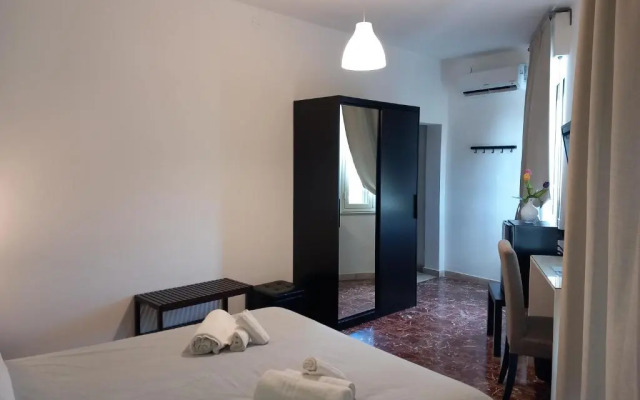 A due Passi Dal Centro