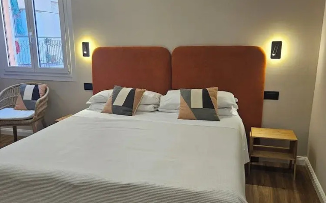 Albium Hotel