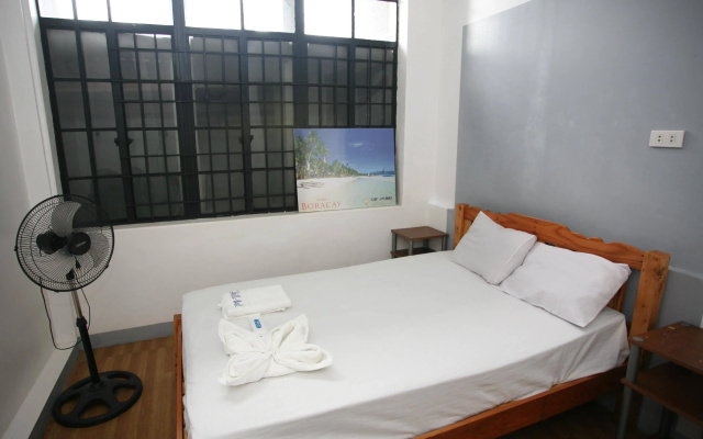 Chill-Out Guesthouse Manila