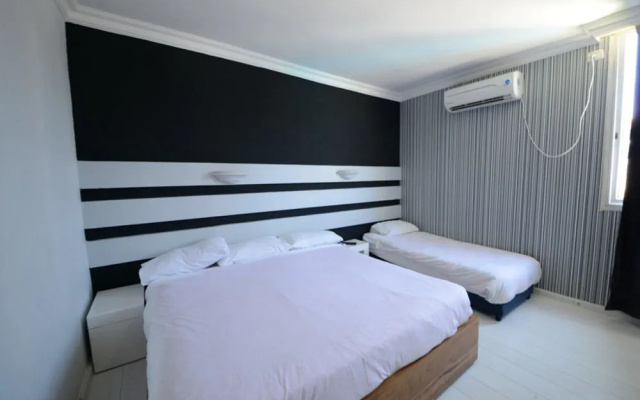 Be Center Hotel