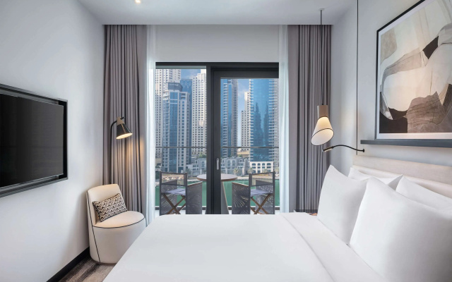 Vida Dubai Marina & Yacht Club