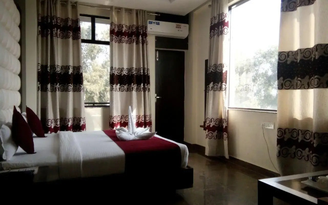 Hotel Trihari