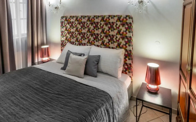 Chateau 9 Apartments by Adrez Living