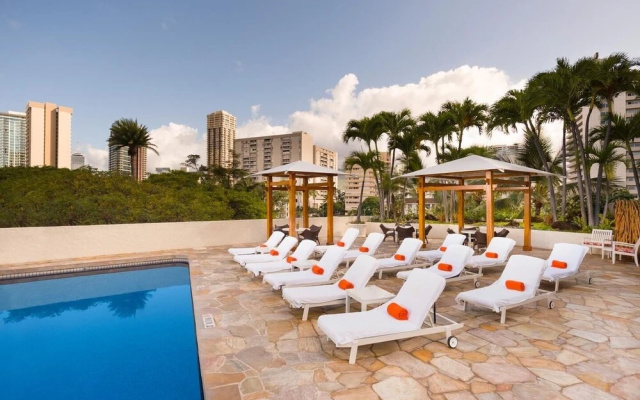 Luana 217 Condo by Redawning