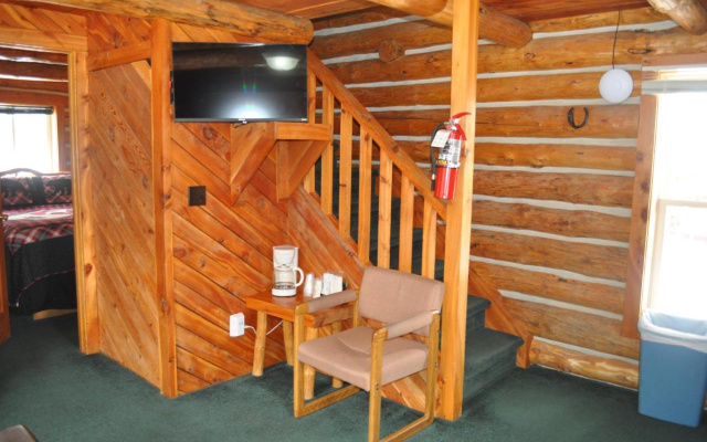 Crooked Creek Guest Ranch