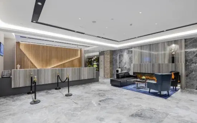 Homeinn Selected Hotel (Nanjing Baijia Lake Xiaolongwan Subway Station)