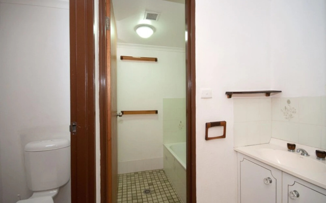Tristani, Bay Parkland,  Unit 60/2 Gowrie Avenue