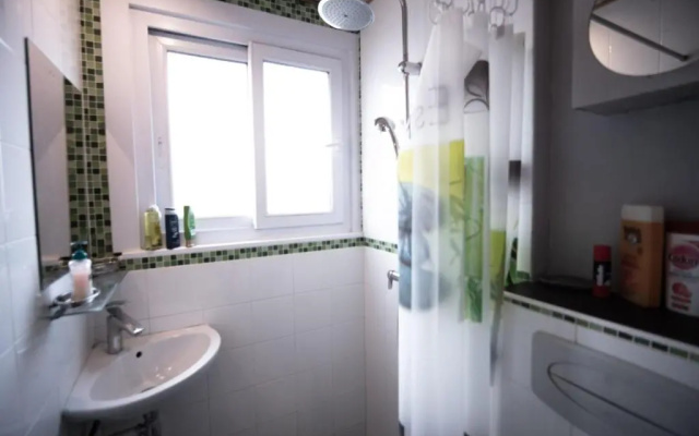 Cozy 1 Bedroom Apartment In 14th