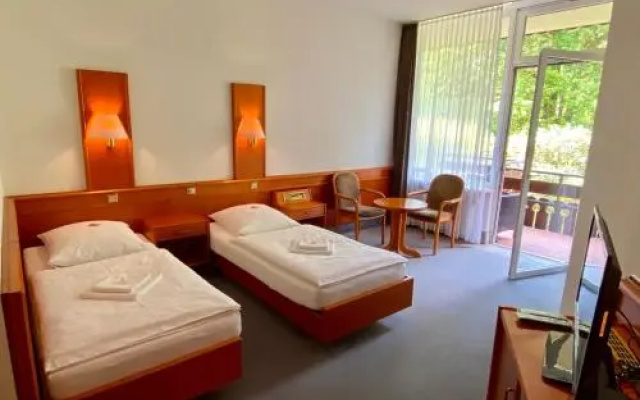 Adamidis Hotel