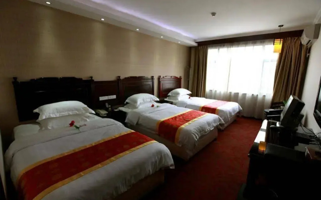 Starway Hotel Yangzhou Pantao Road
