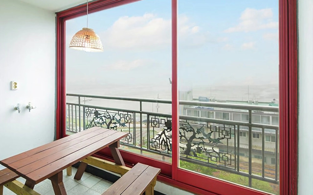 Yeongheungdoat the Seaside Pension
