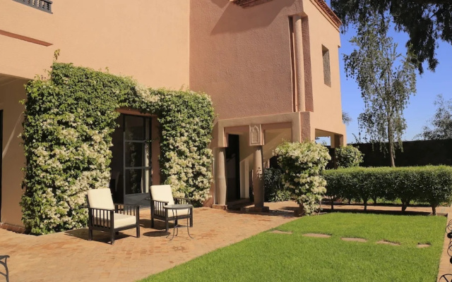 Villa Abalya 24
