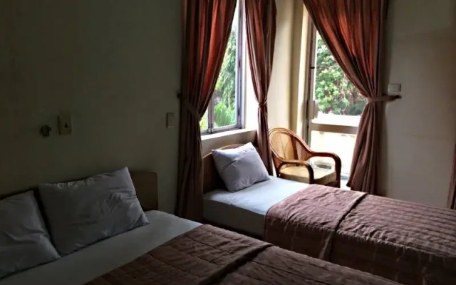 Long Hai Hotel