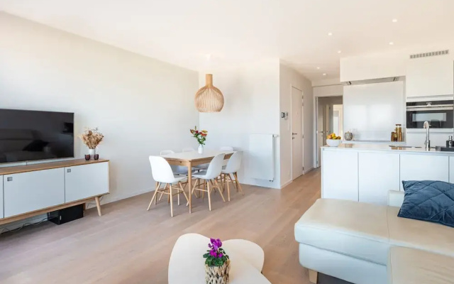 Winoc 302 Luxury Family Apartment on the Dike