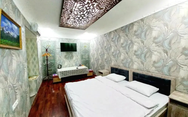 Colibri Traditional Hotel