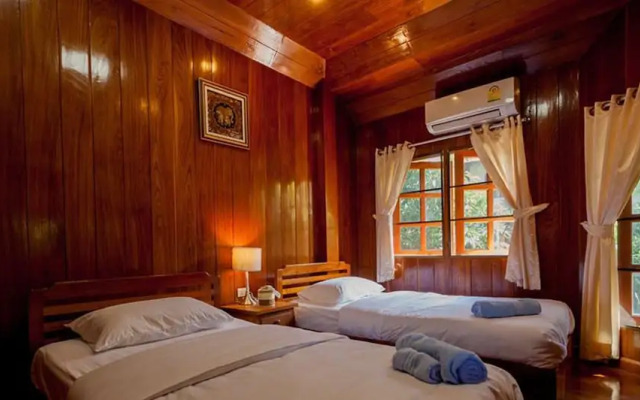TANA's Resort Homestay