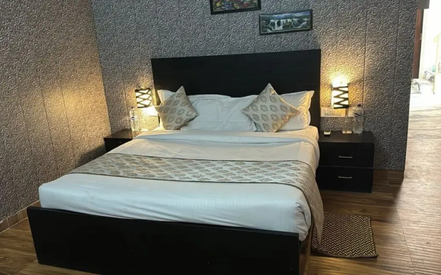 Pearl Suites at Omex Enternity