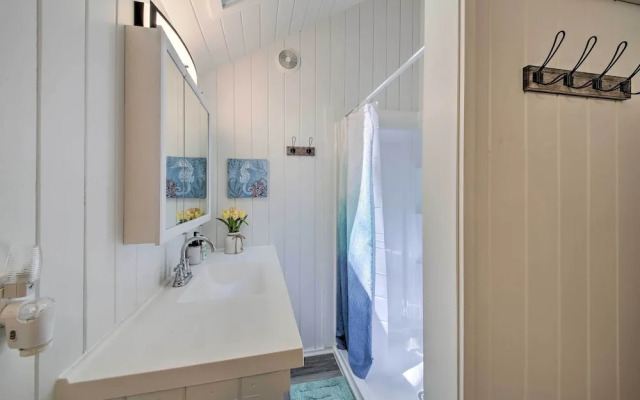 Updated Tiny House: Walk to Wiscasset Village