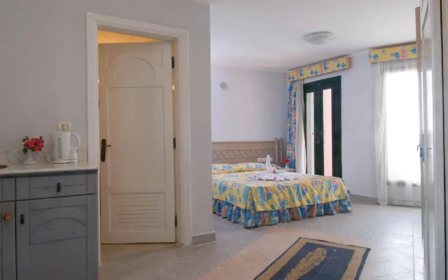 Rixos Premium Magawish Suites and Villas