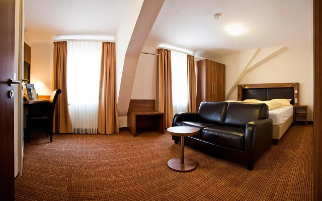 Goldener Engel Hotel - Restaurant