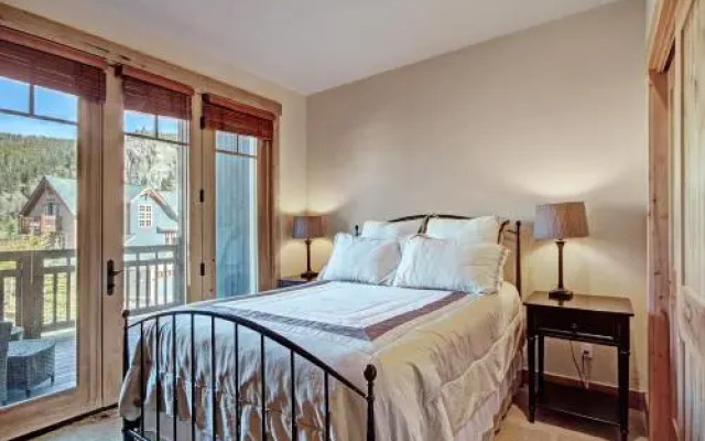 Settlers Creek Townhomes