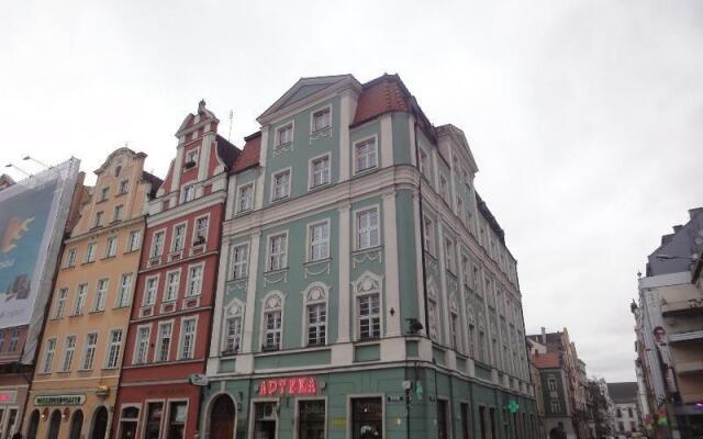 Отель 24W Apartments Rynek Польша, Вроцлав - отзывы, цены и фото номеров - забронировать отель 24W Apartments Rynek онлайн вид на фасад