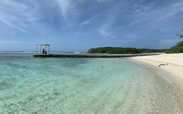 Santa Rosa Maldives 0