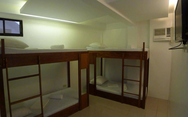 Runway Suites