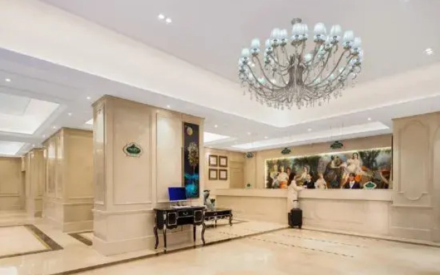 Vienna International Hotel (Xuyi Hongwu Avenue)