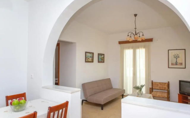 Apiranthian house Panoramic view