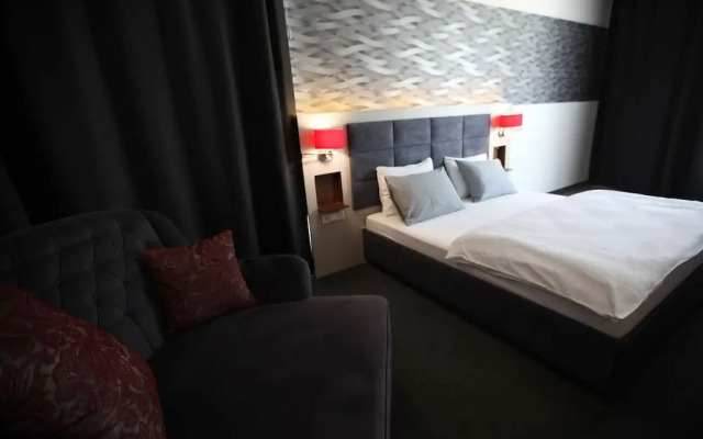 Hotel Starton am Ingolstadt Village