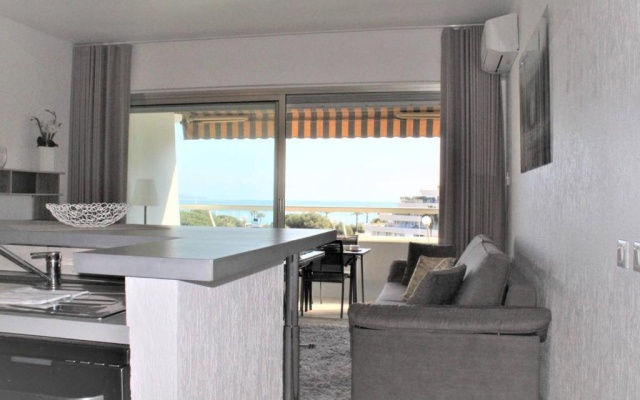 Appartement Villeneuve-Loubet, 2 pièces, 4 personnes - FR-1-252A-30
