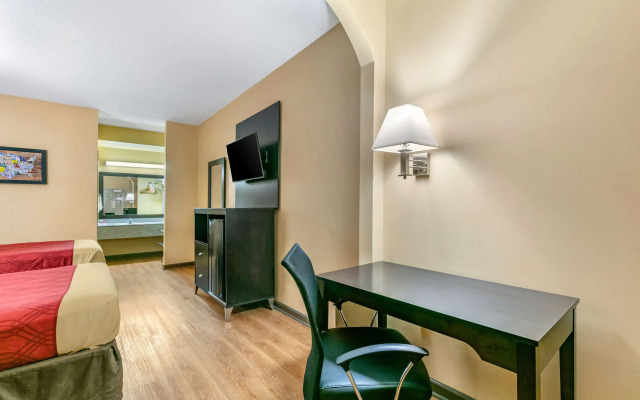 Econo Lodge Northport - Tuscaloosa North