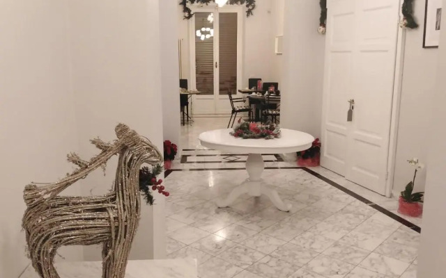 Compasso Suites