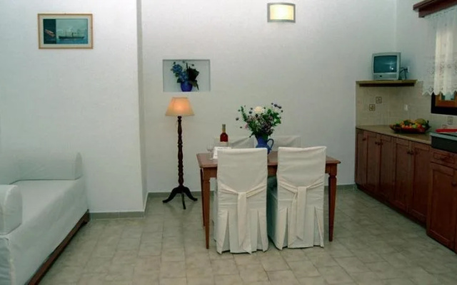 Olympia Village Hotel