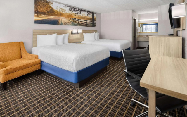Days Inn by Wyndham Waycross
