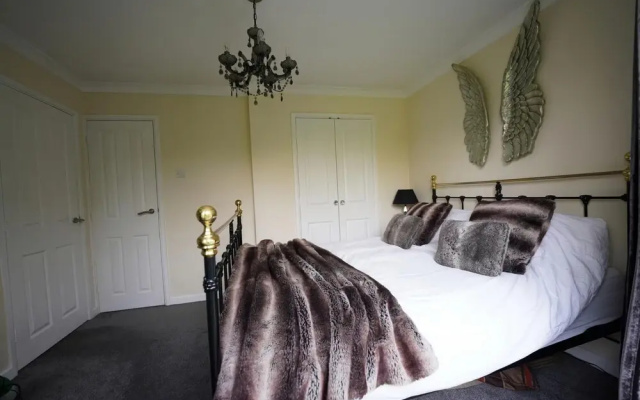 NEW Unique 2BD Detached Bungalow Burnham-on-sea