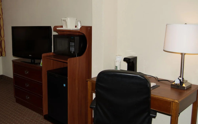 Quality Inn & Suites Lexington