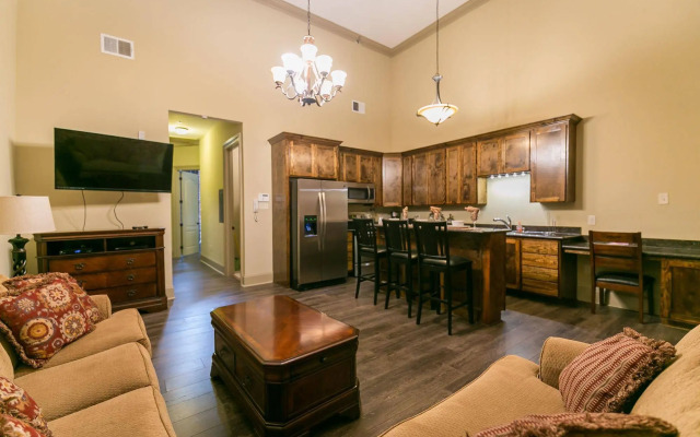 Hosteeva Baronne Street Suites