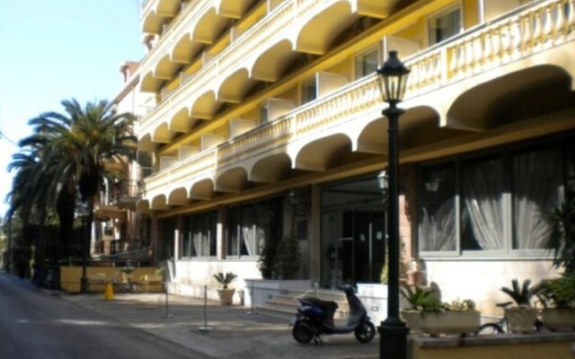 Отель Arion Hotel Corfu Греция, Корфу - 1 отзыв об отеле, цены и фото номеров - забронировать отель Arion Hotel Corfu онлайн вид на фасад