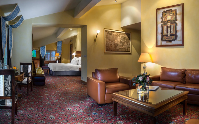 Villa Florentine, A Beauvallon Hotel & Spa