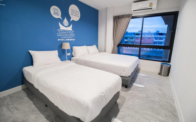 Yaks House Hostel
