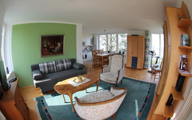 Zauberhafte Ferienwohnung am Schönberg