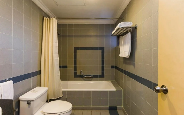 Executive 3Br Apartment Suite Near Bukit Ceylon